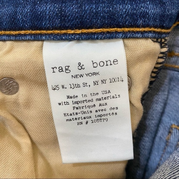 Rag & Bone High-Rise Ankle Skinny Jeans in Manson Wash - Picture 12 of 13